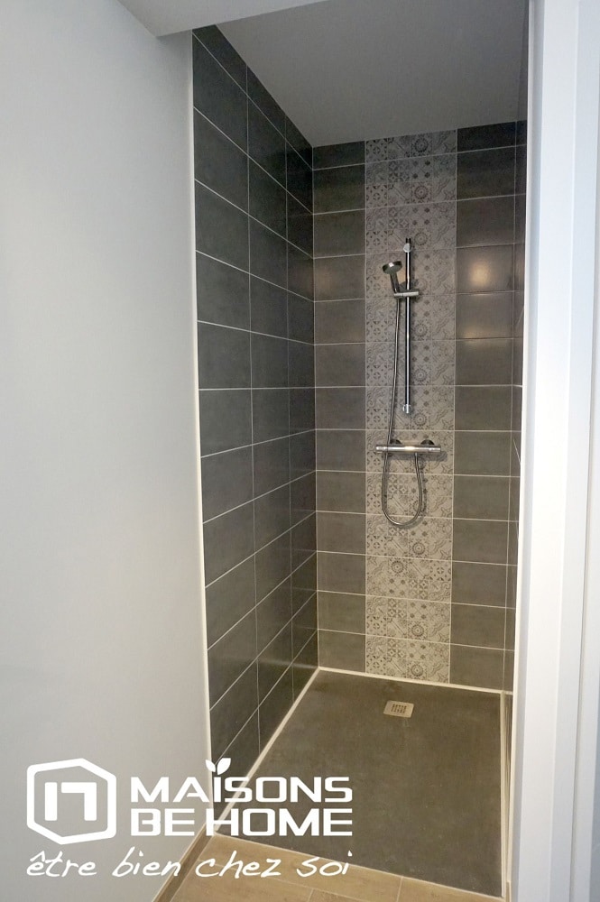 Douche_Italienne_Salle_de_bain_1_Acheter_Maison_Carnac_56_BEHOME